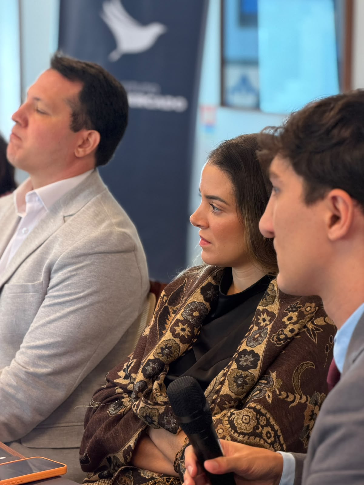Lideranças acompanham o debate na plenária do RL Summit 2026